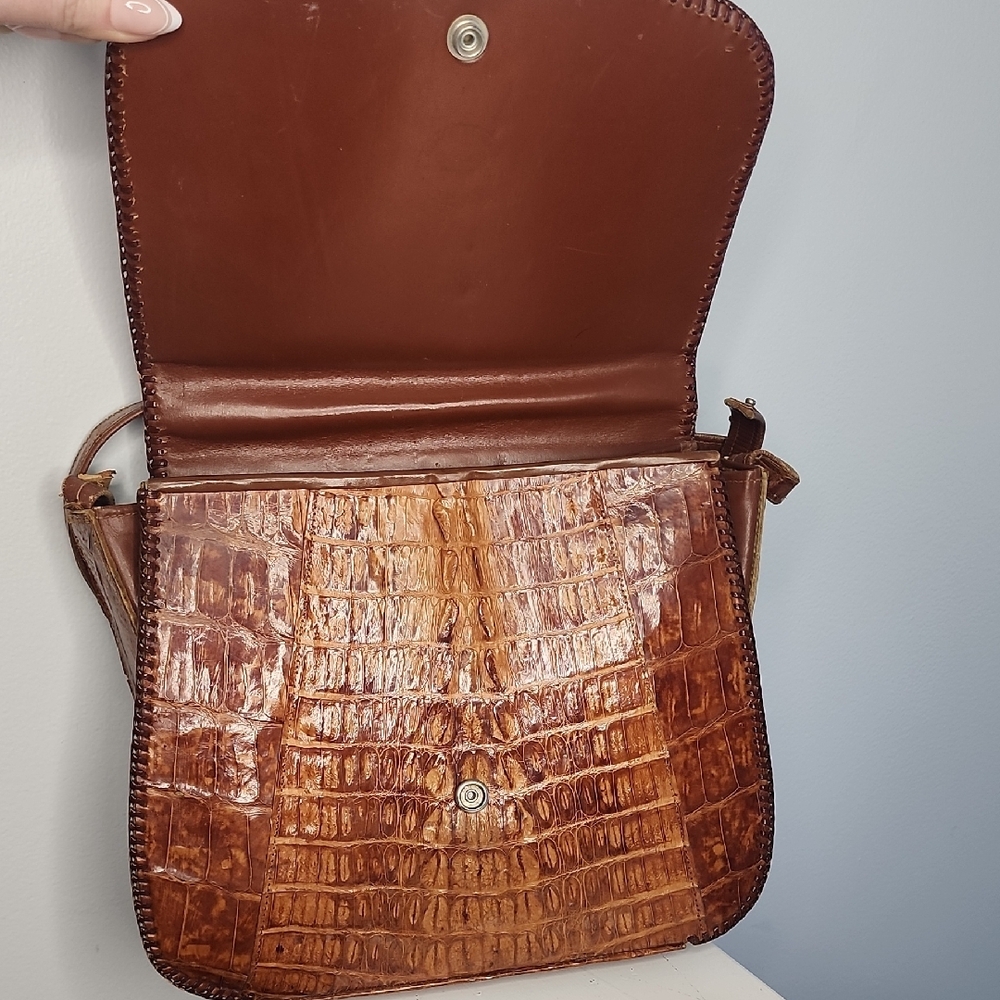 Baby Alligator Shoulder Bag Purse - Picture 9 of 15